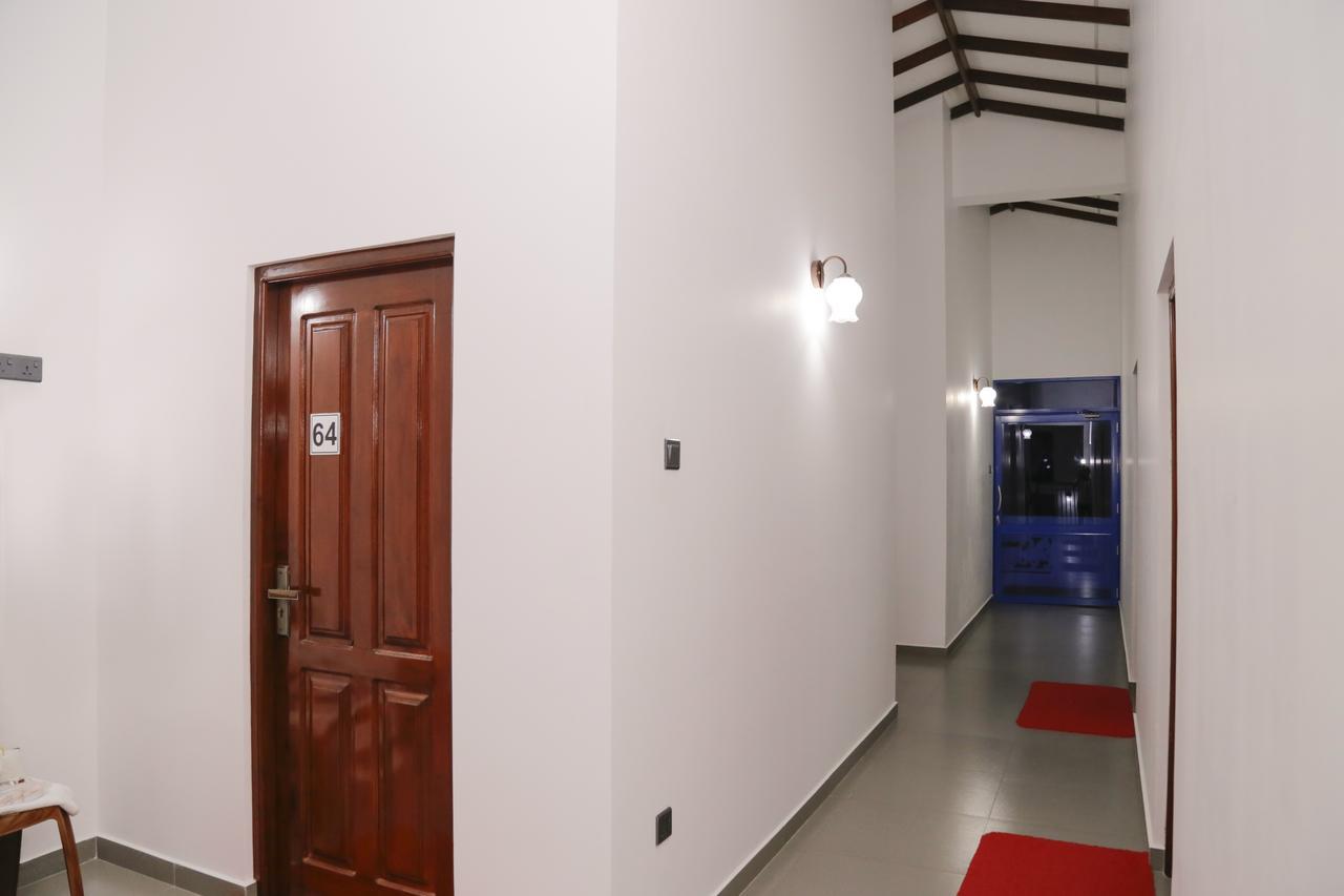 Ranmal Airport Transit Hotel Katunayaka Exterior foto